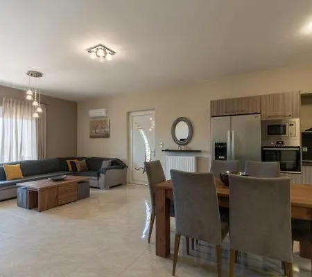 Mary Luxury House